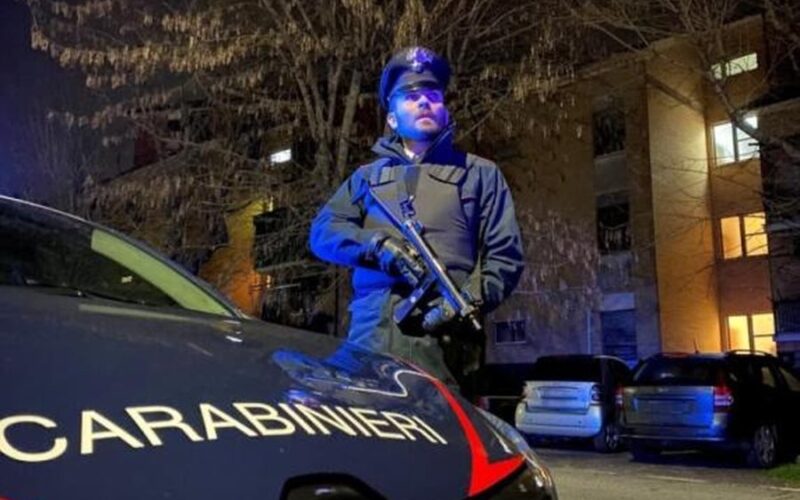 auto 900 0 1703091731xpolicia italiane 5171773861112