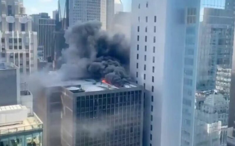 auto 5dc96a9f manhattan 750x4501773767045 1