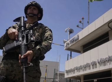 auto ekuador1772650047