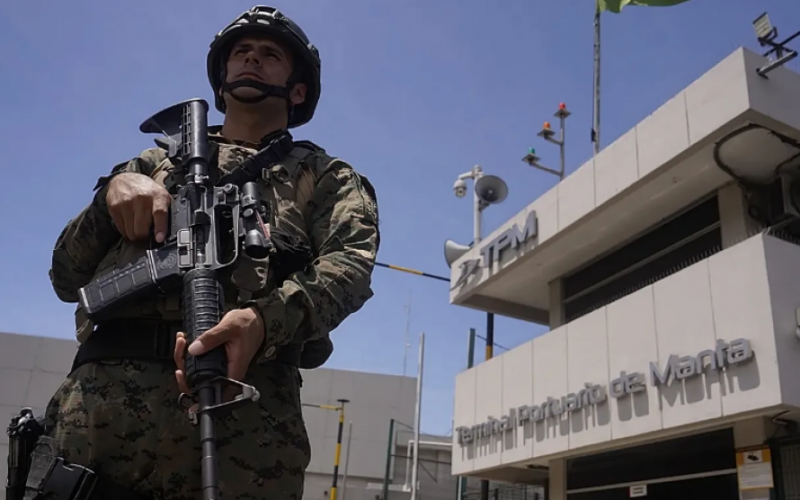 auto ekuador1772650047