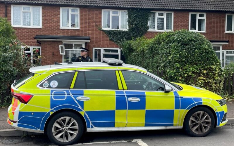 auto policia angli1761851623