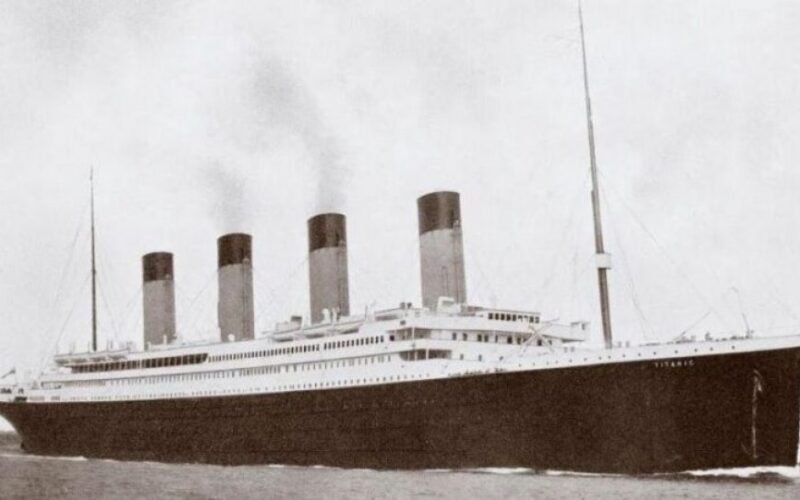 auto 2172206d titanic 749x4501775059465 1