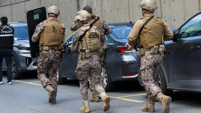 auto IZRAELI1775559492