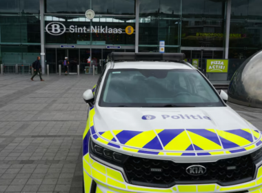 auto niklaas1775670095