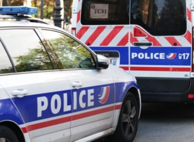 auto policia frqance1775897693