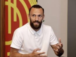 auto Vedat Muriqi1779955168